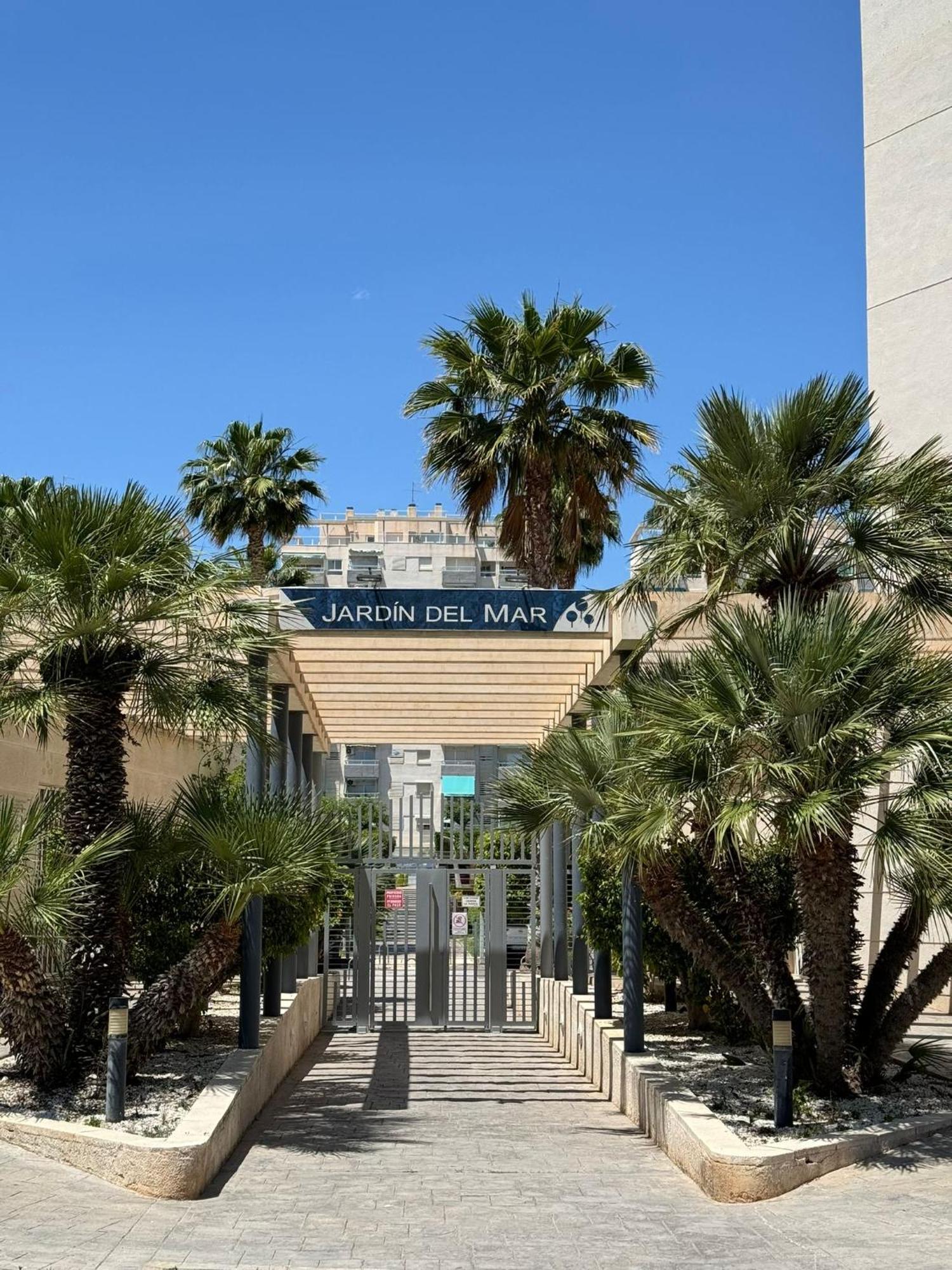 B L U E: Muchavista Sea View Apartment El Campello Dış mekan fotoğraf